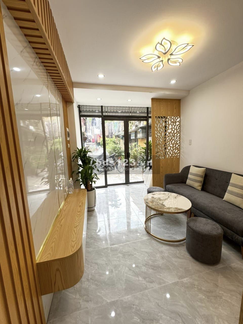 Bán Căn Hộ Phố Lê Gia Định, Hai Bà Trưng 40m, Tầng 1, giá 2.15 tỷ.