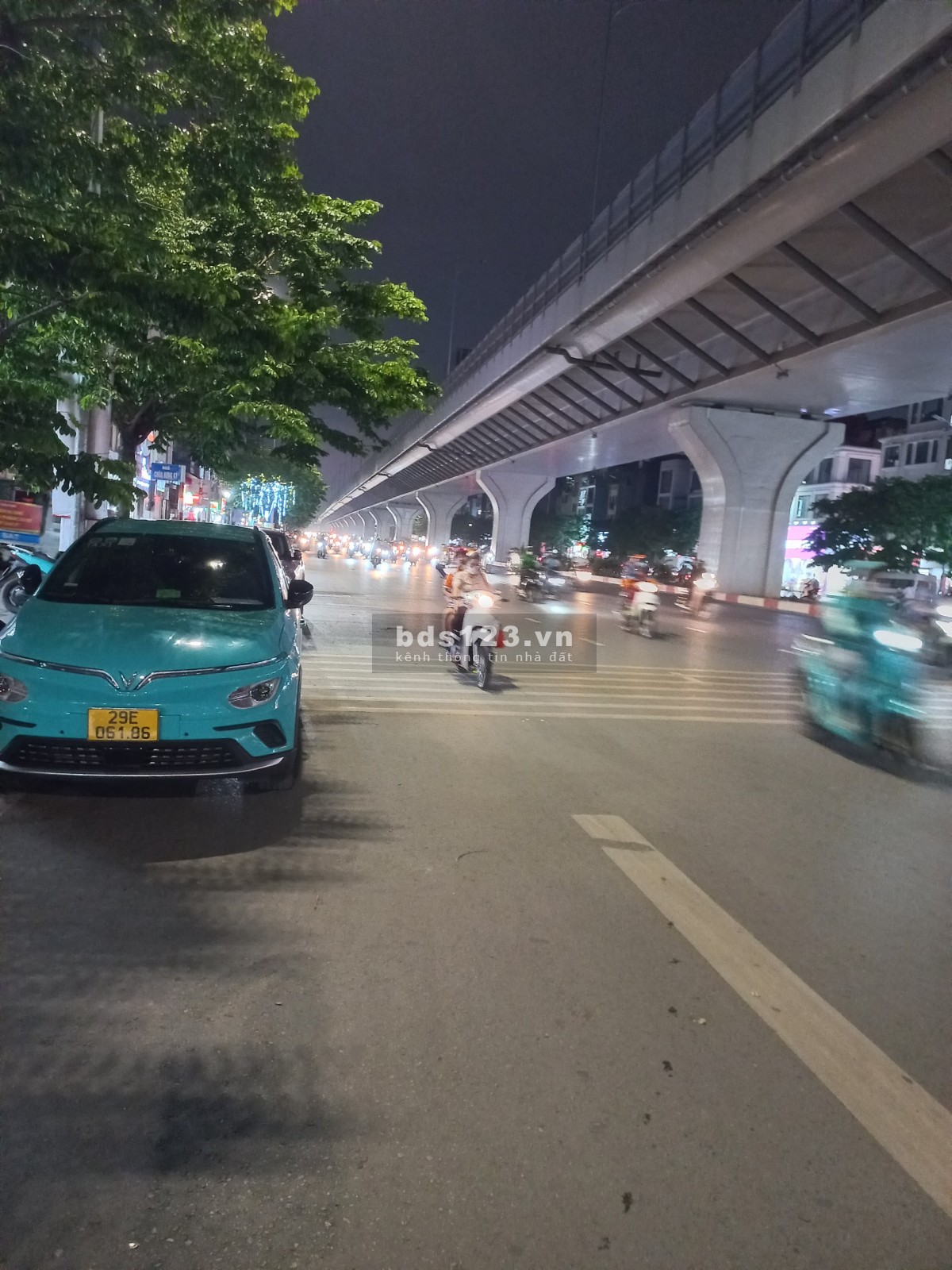 Bán Nhà Mặt Phố Minh Khai Hà Nội - Lô Góc 168m2 Phát Lộc Phát Tài Sổ Đẹp CC Công Chứng Trong Ngày