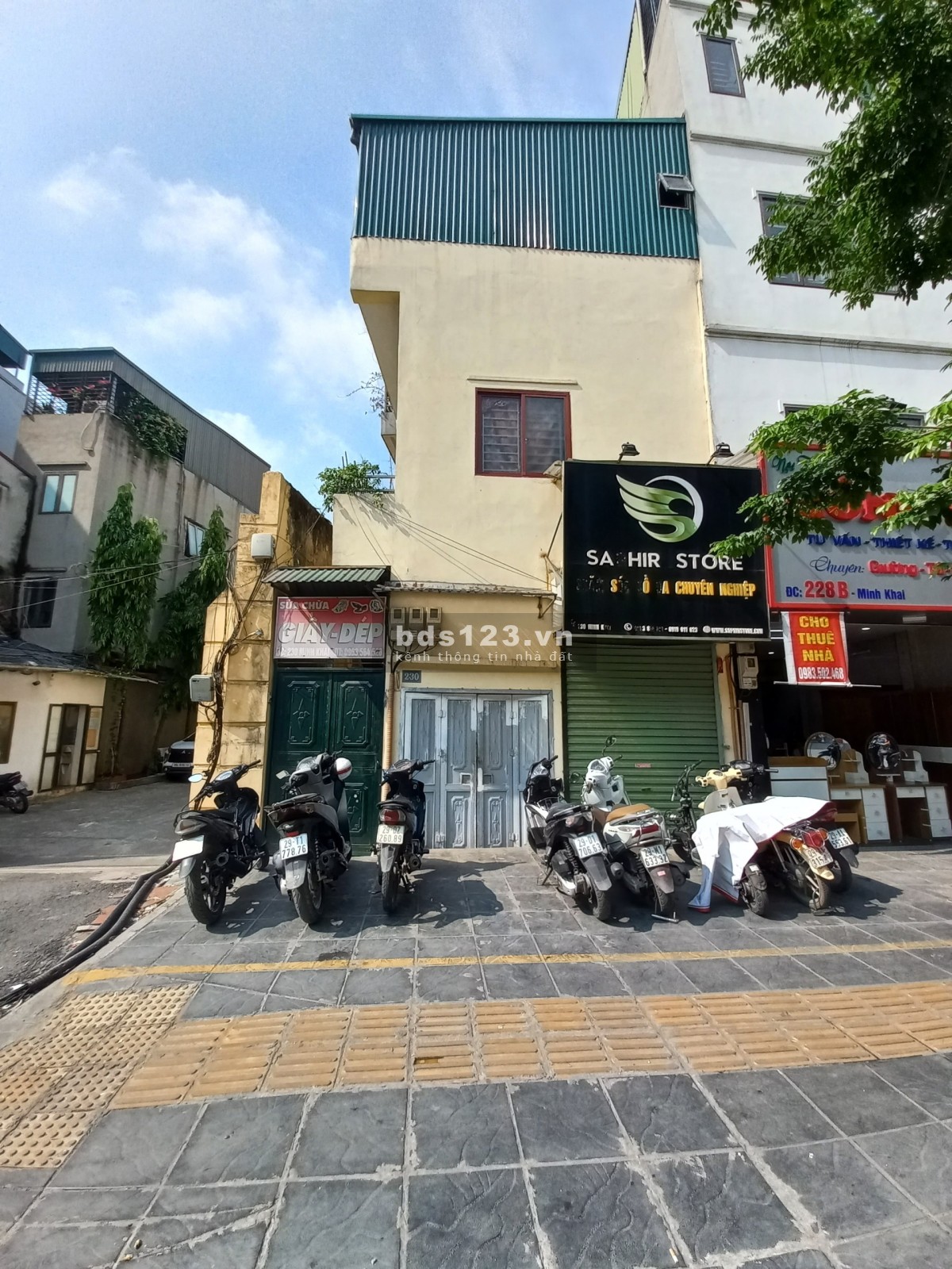 Bán Nhà Mặt Phố Minh Khai Hà Nội - Lô Góc 168m2 Phát Lộc Phát Tài Sổ Đẹp CC Công Chứng Trong Ngày