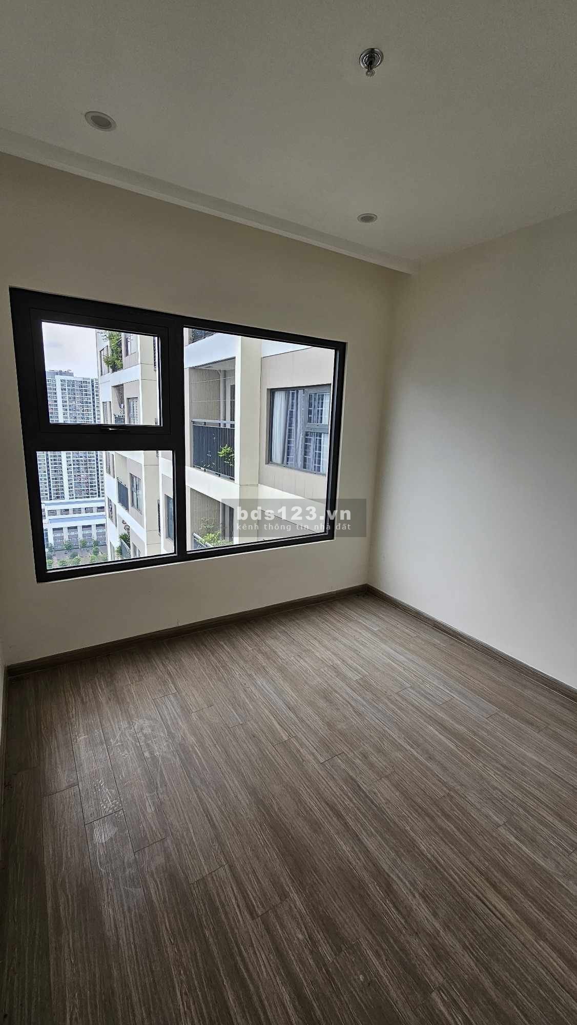 Bán 2n + Trung tâm dự án Vinhomes Smart City 3,6 tỷ bao phí 64m2