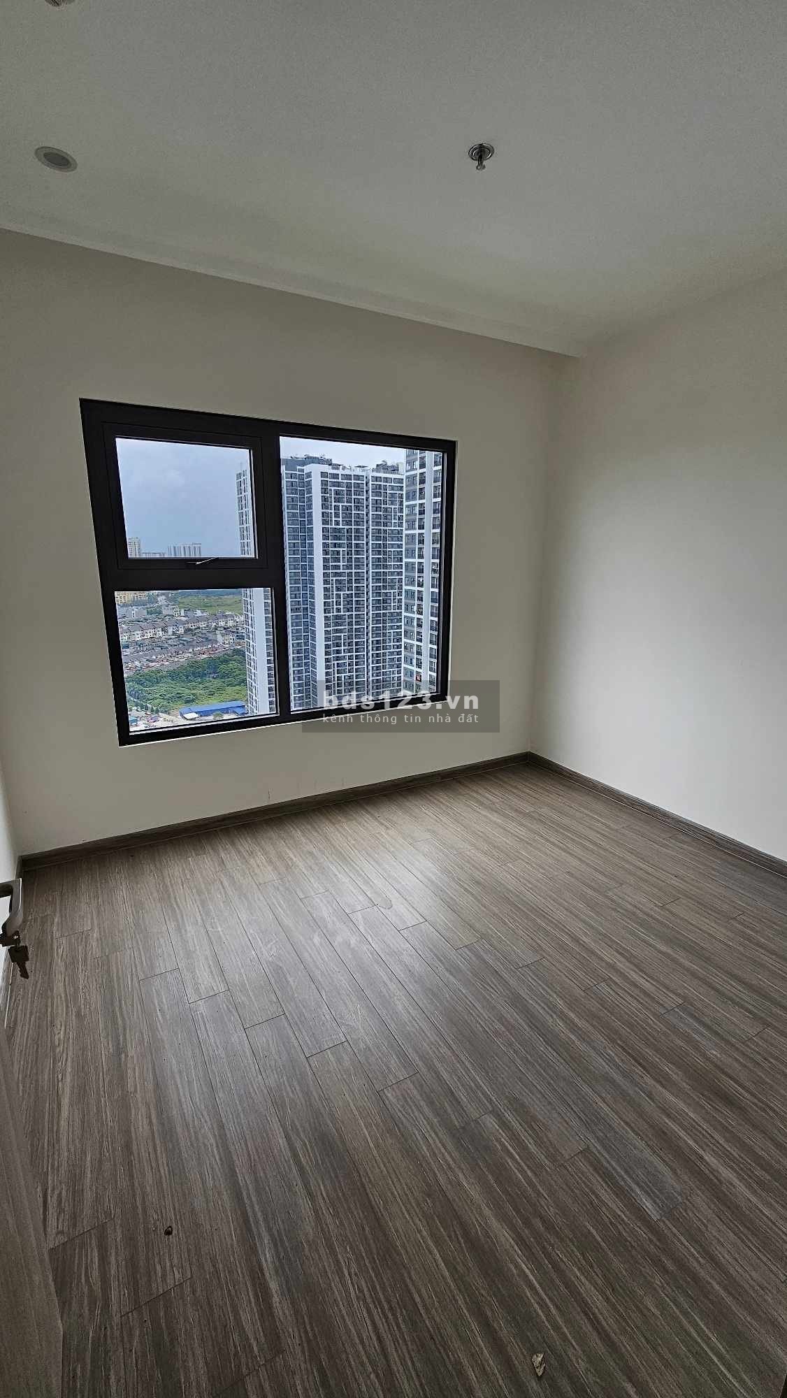Bán 2n + Trung tâm dự án Vinhomes Smart City 3,6 tỷ bao phí 64m2