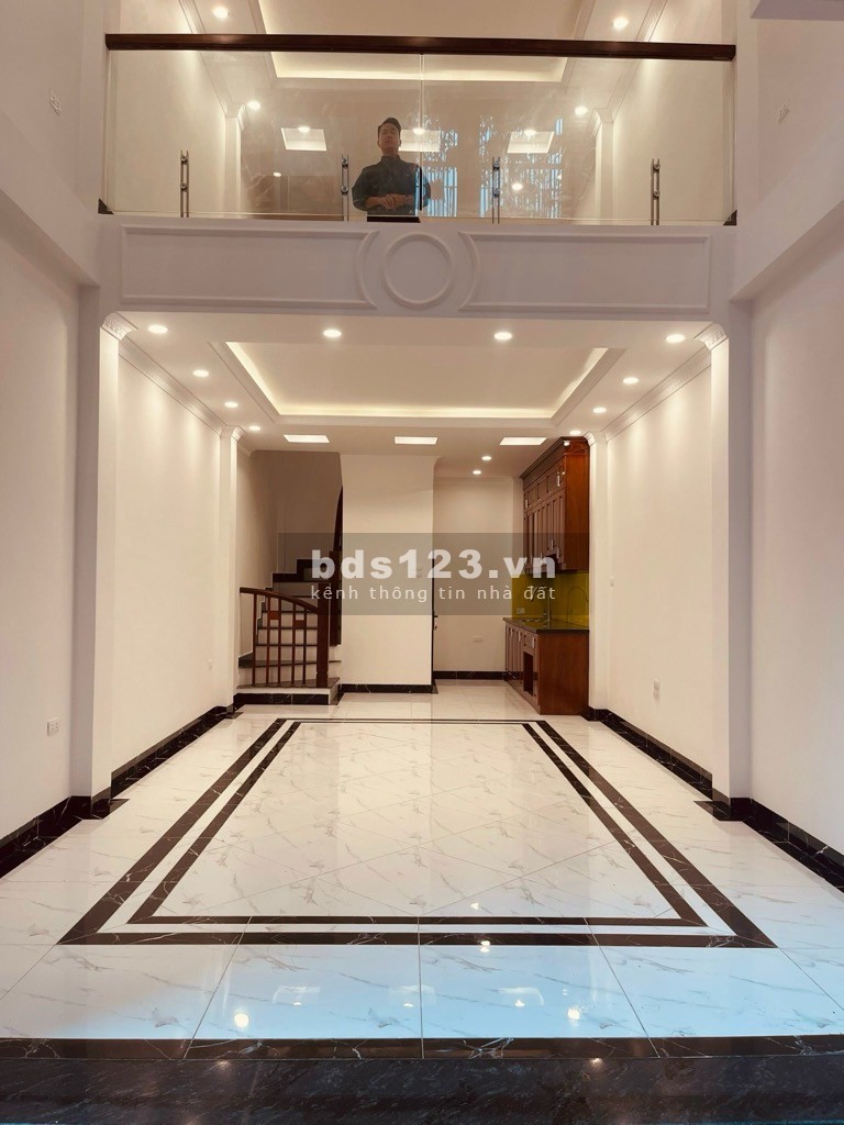 Bán nhanh, hiếm 6 tầng mới tinh, VF9 vào nhà 40m2, giá 4.5ty