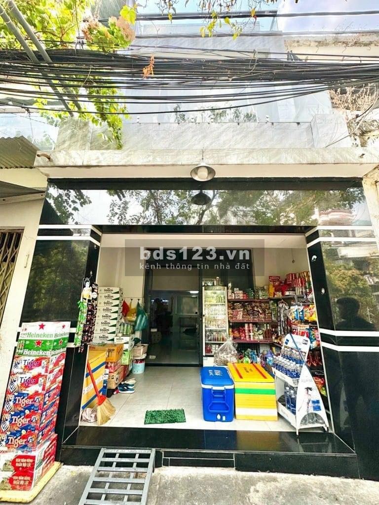 Cô Vân gửi bán gấp căn nhà Lầu 5x17m Giá 675Tr Bao công chứng, Bùi Thanh Khiết, Bình Chánh
