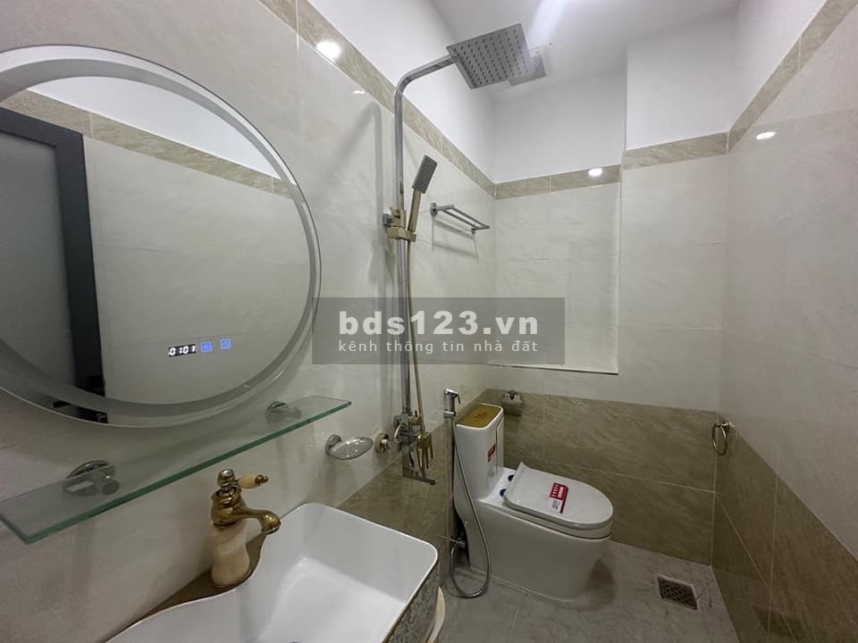 Nhà mới 100% - Sang xịn mịn - Mặt tiền KD - 4X20M - 5 Tầng - Vị trí KD - Giá chỉ 6.6 TL
