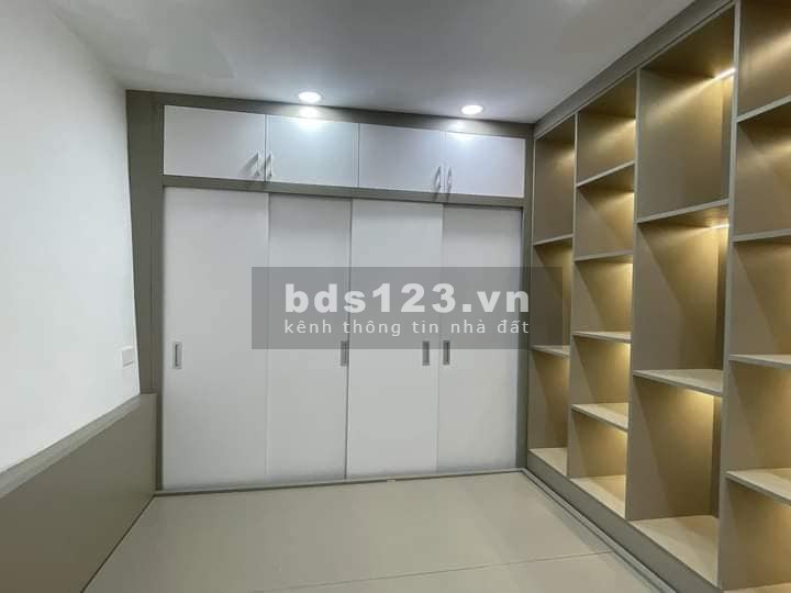 Bán Căn Hộ Bách Khoa, Hai Bà Trưng 60m, giá 2.5 tỷ.