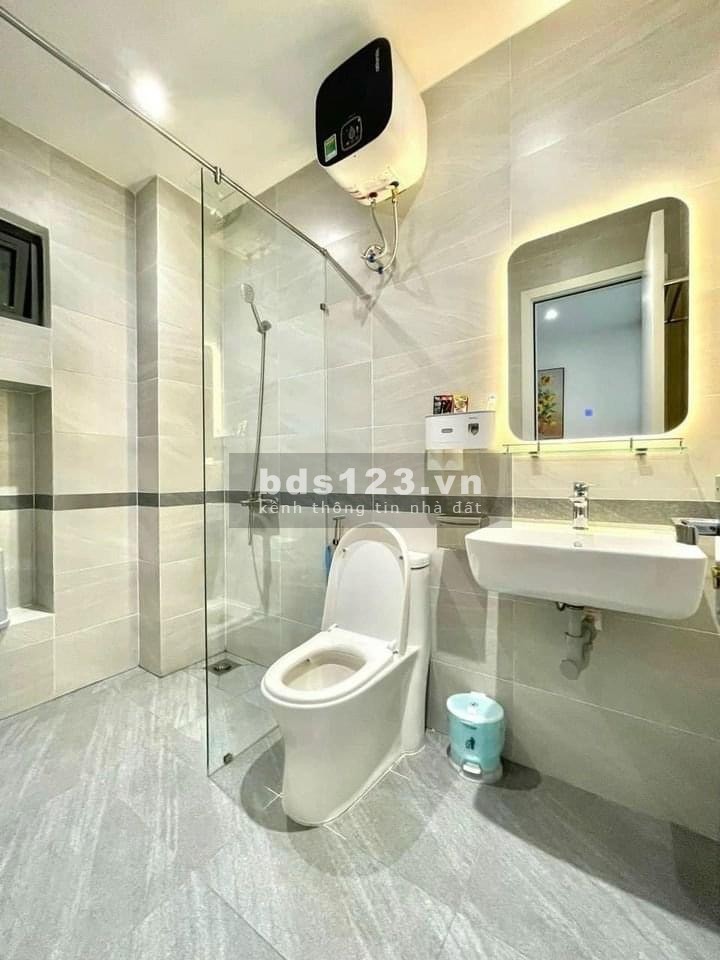 Bán nhà 3T X 30M2 - Tại Yên Hòa, Cầu Giấy - Giá 4.5 tỷ
