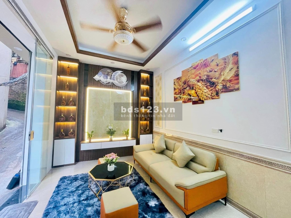 Bán nhà 3T X 30M2 - Tại Yên Hòa, Cầu Giấy - Giá 4.5 tỷ
