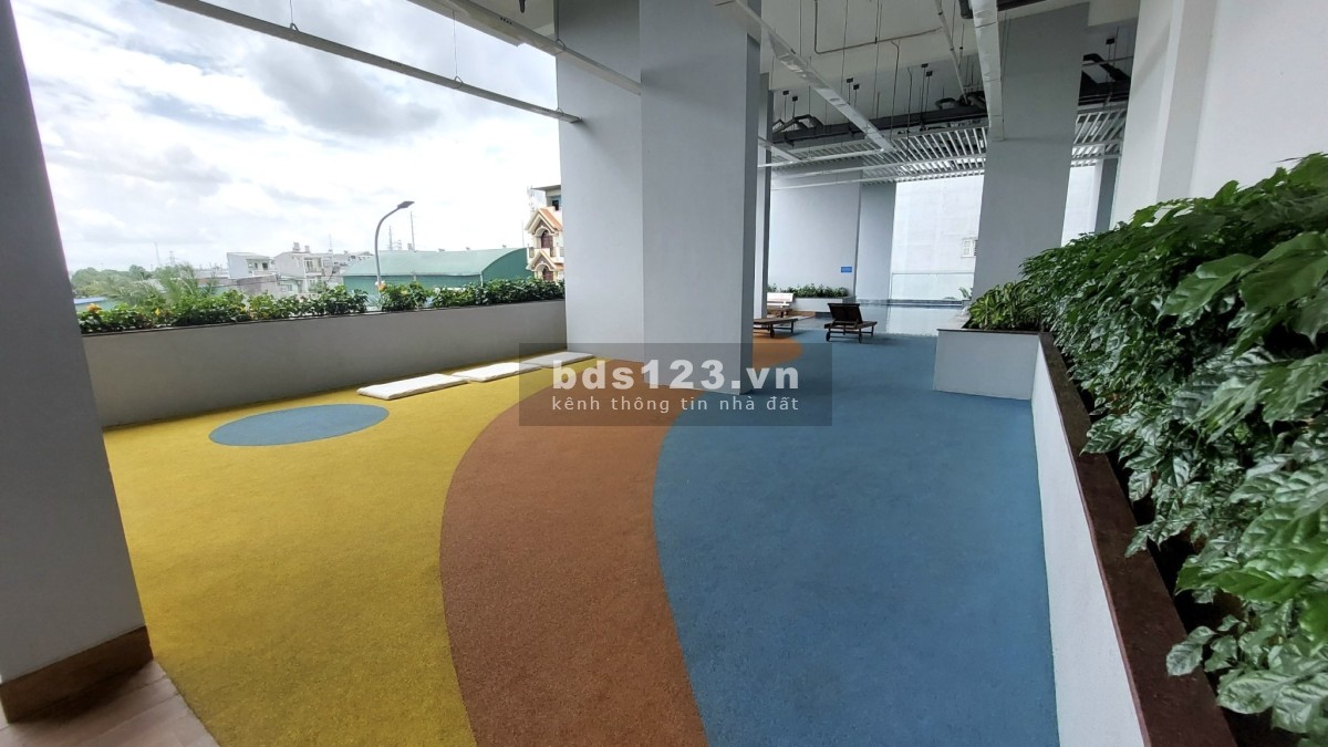 Căn Duplex Penhouse 115m2 tặng sân vườn riêng 14,7m2 giá 3,9 tỷ đã có sổ hồng lâu dài
