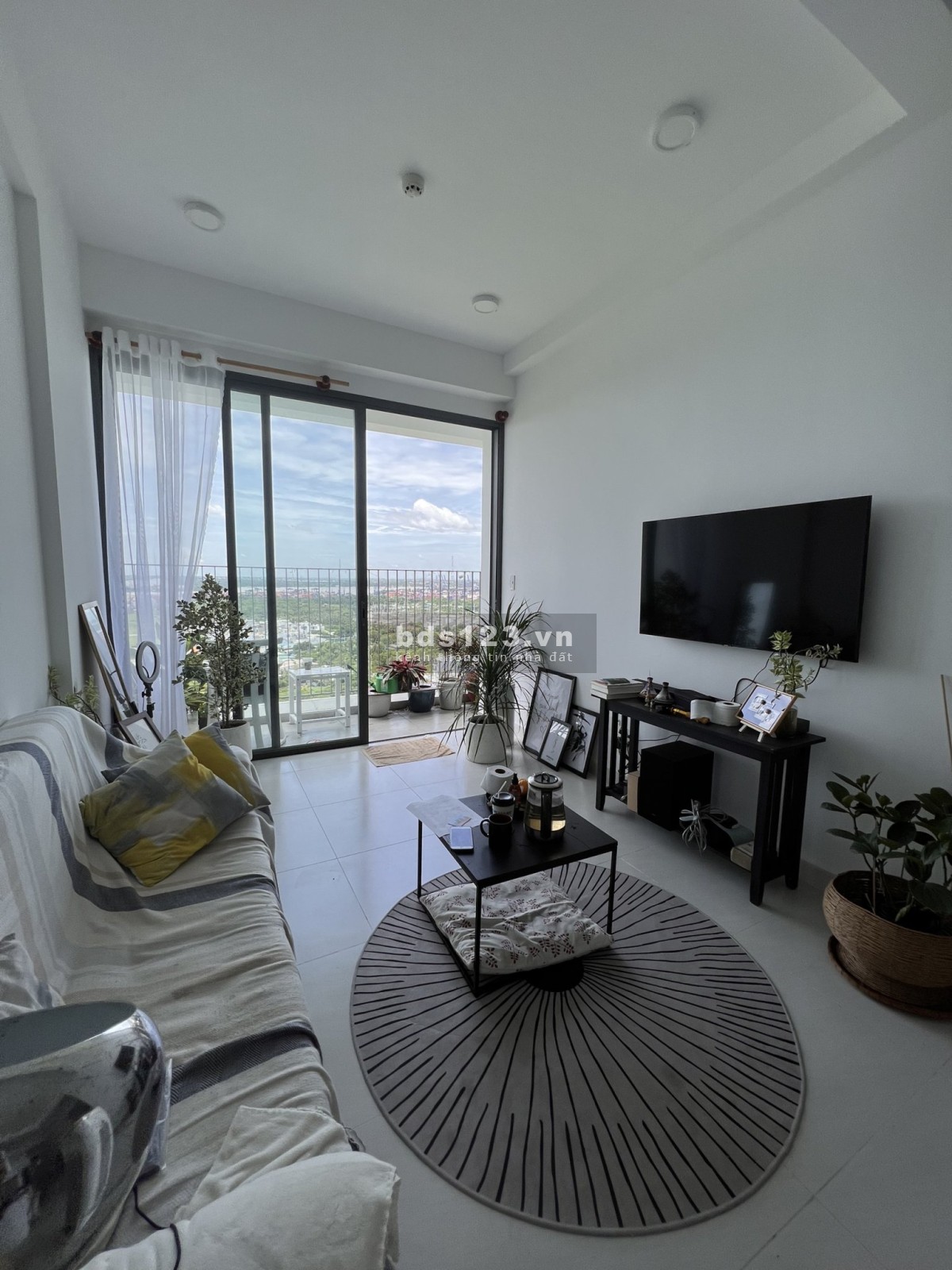 Căn Duplex Penhouse 115m2 tặng sân vườn riêng 14,7m2 giá 3,9 tỷ đã có sổ hồng lâu dài