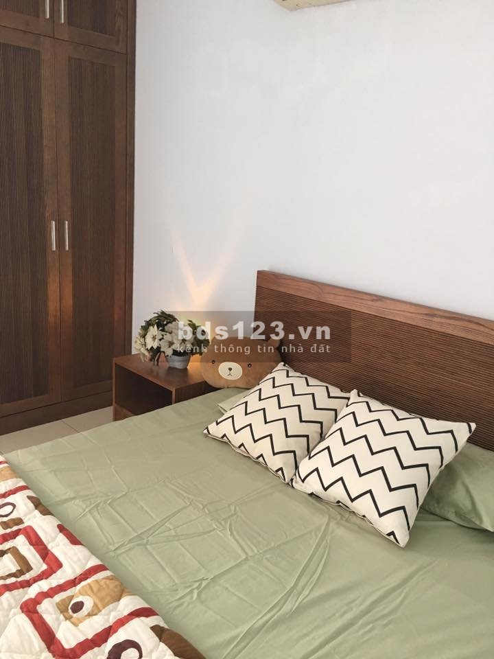 Chung cư Screc Tower, Trường Sa, Quận 3: 80m2, 2p ngủ, giá 14,5tr