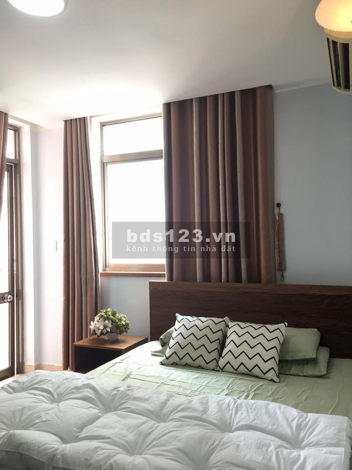 Chung cư Screc Tower, Trường Sa, Quận 3: 80m2, 2p ngủ, giá 14,5tr