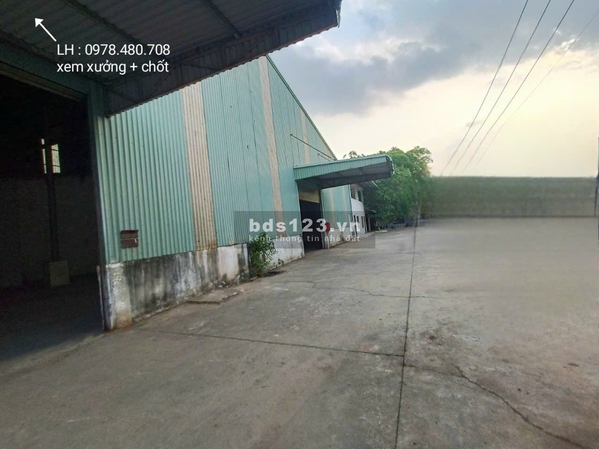 Cho Thuê 4500 M2 Xưởng Ngay KCN VSIP 2. Gía : 55.000Đ/M2 .Giấy Tờ Đầy Đủ