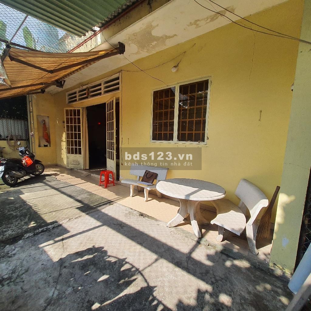 Bán nhà đường số 8, Trường Thọ, Thủ Đức 200 m2 (10mx20m). Giá 8 tỷ.