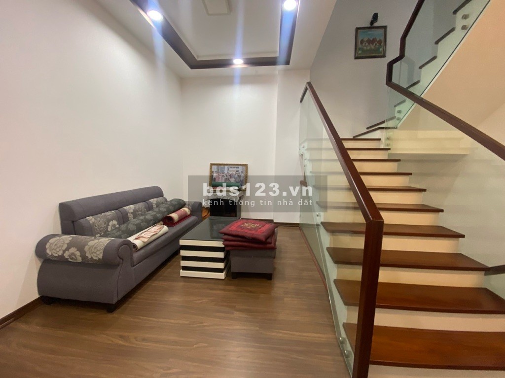Chính chủ gửi bán gấp nhà 4 tầng MT đường Mỹ An gẫn Ngũ Hành Sơn ra Hồ Xuân Hương, biển Mỹ Khê