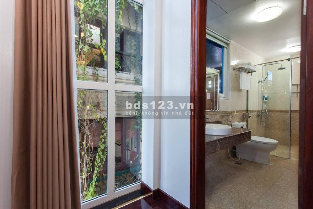 Bán Nhà Lô Góc Mặt Phố Lương Yên, Quận Hai Bà Trưng, DT99x7 Tầng, Dòng Tiền Ổn Định, Chào 25.5 Tỷ.