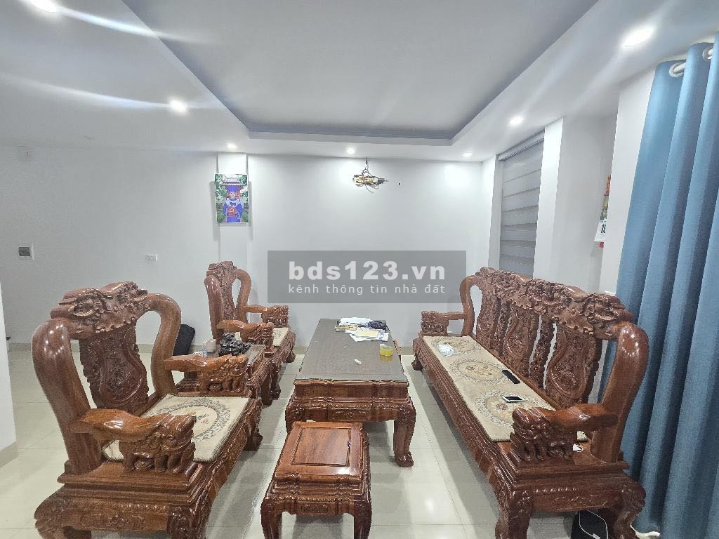 Nhà đẹp phân lô trung tâm quận Hoàng Mai – Thang máy gara ô tô – Kinh doanh