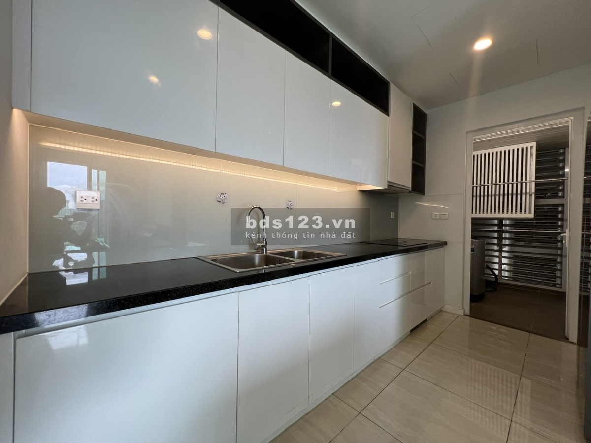 Cho thuê 3PN Sadora Sala - Nội thất cơ bản - 120m2 - View quận 1