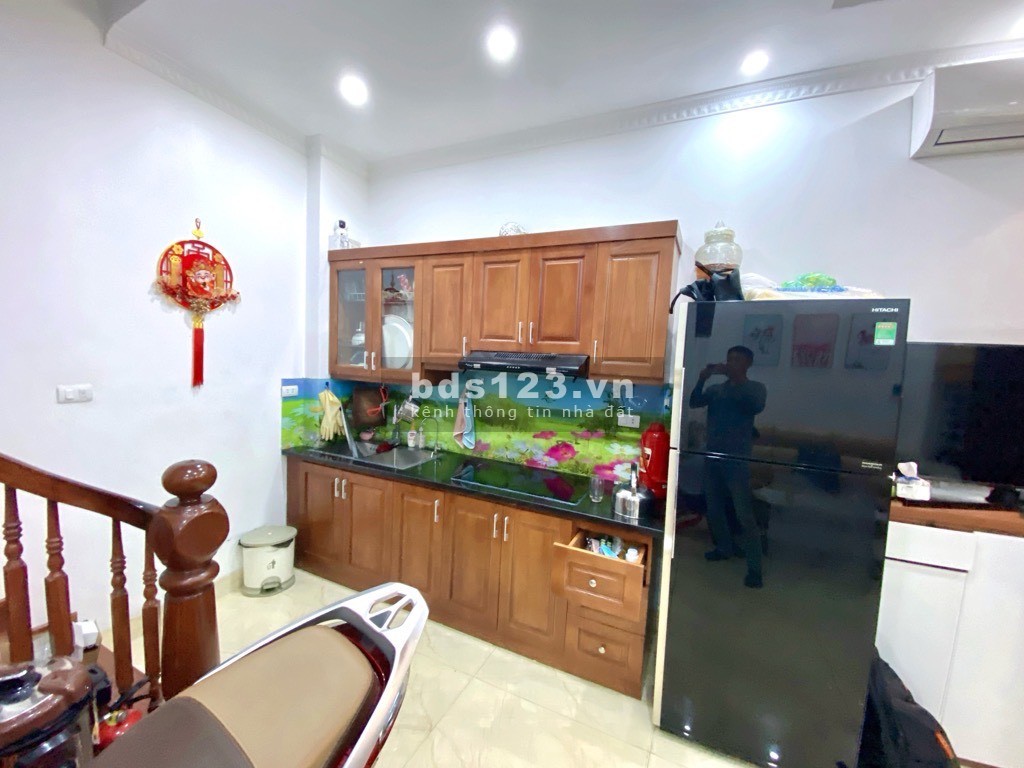 Bán nhà Nguyễn Khánh Toàn - Hoa Khôi Cầu Giấy - Nhà đẹp thoáng sáng - Ngõ ô tô tránh 46M 6 tầng 7 tỷ