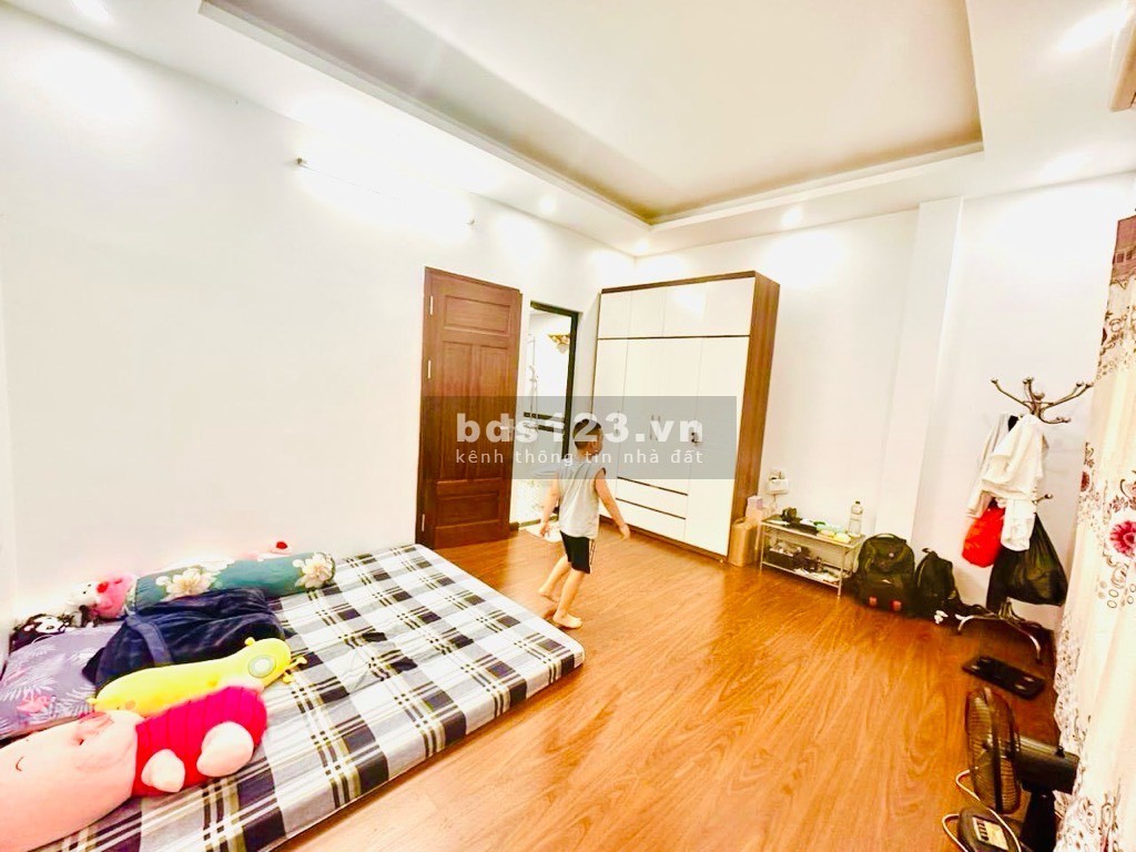 Bán nhà Nguyễn Khánh Toàn - Hoa Khôi Cầu Giấy - Nhà đẹp thoáng sáng - Ngõ ô tô tránh 46M 6 tầng 7 tỷ