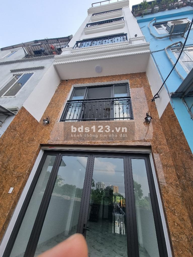 Nhà phố Trạm - Long Biên - 30M Ra mặt phố - 6 Tầng thang máy - Vị trí cực đẹp - Kinh doanh online