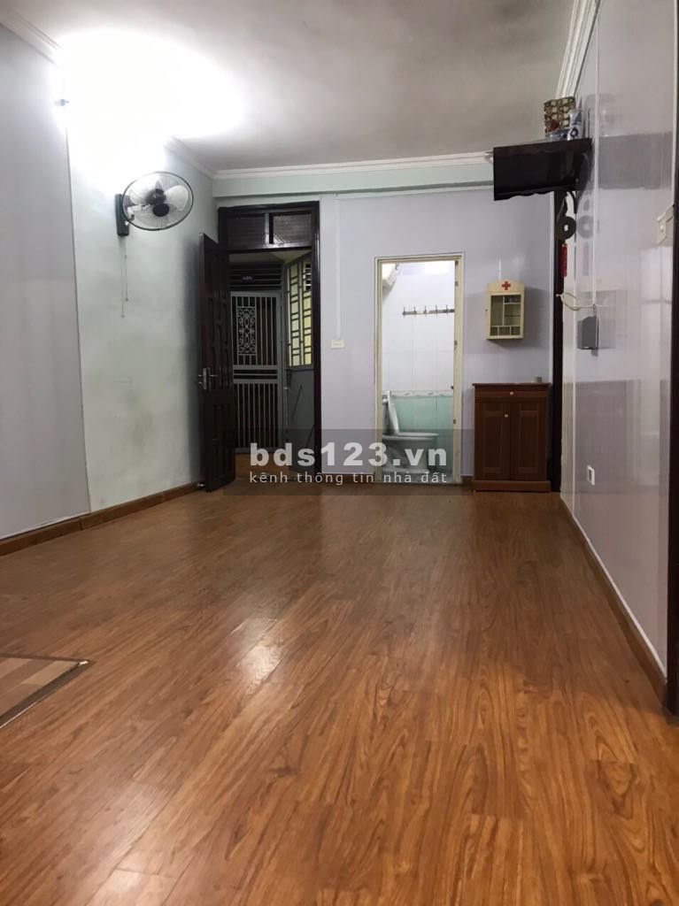 Cần bán nhà mặt phố Thanh Bình, Hà Đông diện tích 30m
