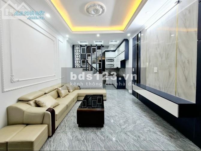 Bán nhà Xuân Phương 35M 5 Tầng, 4P Ngủ, gần đường lớn - 2 tỷ 900 triệu
