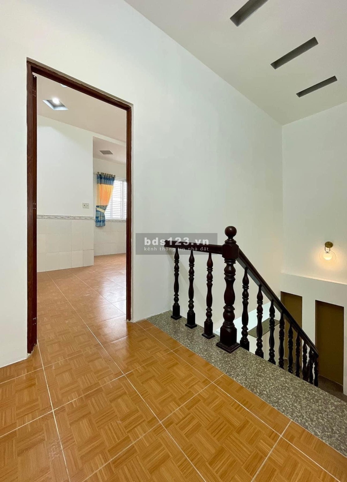 NHÀ LẦU LỬNG - RỘNG MÊNH MÔNG - VỊ TRÍ ĐẸP - HẺM 694 ĐƯỜNG 3/2, NINH KIỀU, CẦN THƠ.
