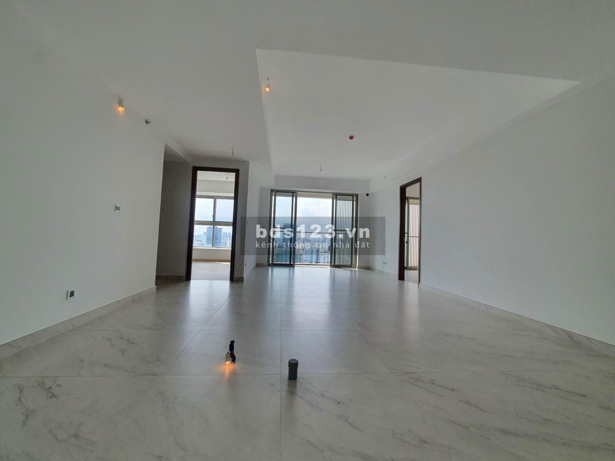 Cần bán căn hộ 3 phòng ngủ Phú Mỹ Hưng Midtown - The Signature (M7) - Quận 7 - 110m2 - 10.7tỷ