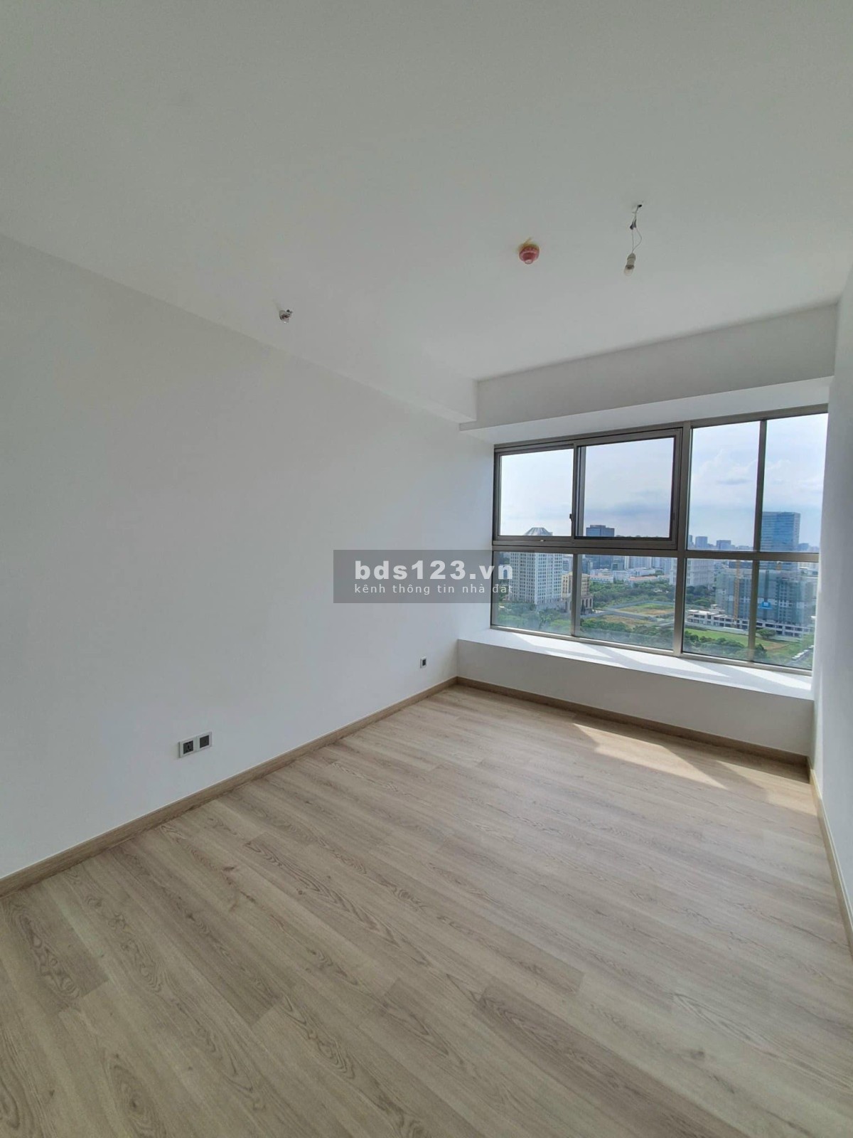 Cần bán căn hộ 3 phòng ngủ Phú Mỹ Hưng Midtown - The Signature (M7) - Quận 7 - 110m2 - 10.7tỷ