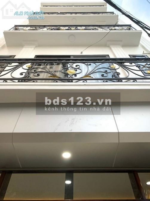 Bán nhà Xuân Phương 35M 5 Tầng, 4P Ngủ, gần đường lớn - 2 tỷ 900 triệu