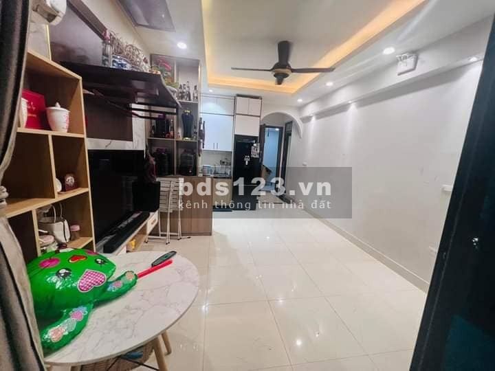 Bán Căn Chung Cư Đền Lừ, Hoàng Mai 54, giá 2.75 tỷ.