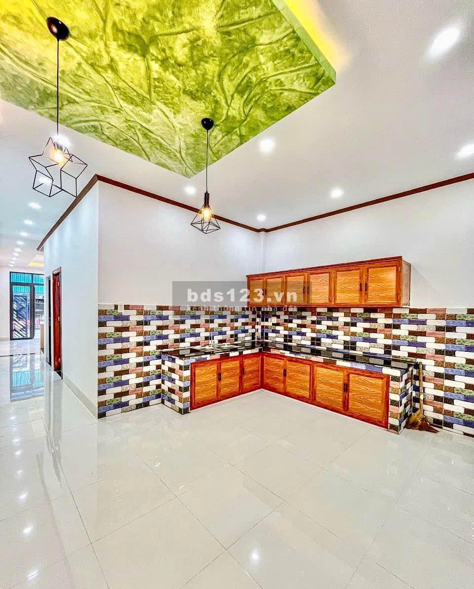 Nhà lầu mới đẹp - Trục chính KDC Phước Kiến, P. Hưng Lợi, Ninh Kiều, Cần Thơ