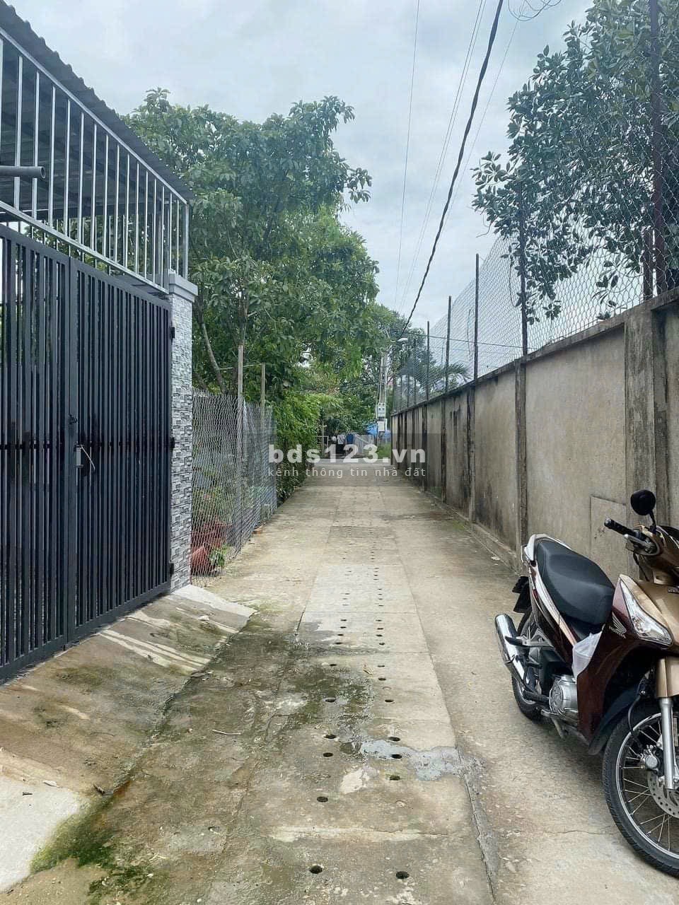 Cần bán đất sát chợ mới Tương Bình Hiệp dt 86m giá 1 tỷ 65 lh0384329615 Luyến