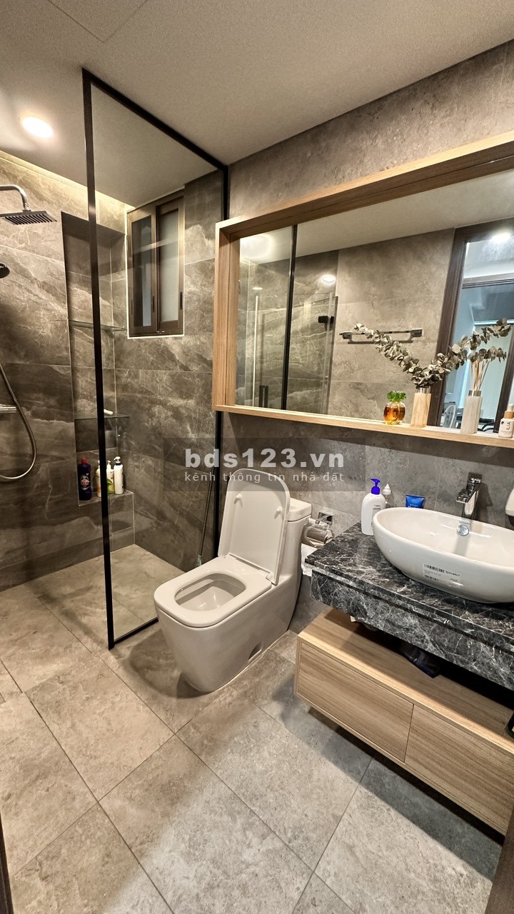 Chủ thiện chí bán căn hộ cao cấp Midtown M8 - 79m2 - 2PN 2WC - Full nội thất - Giá chỉ 7.2tỷ