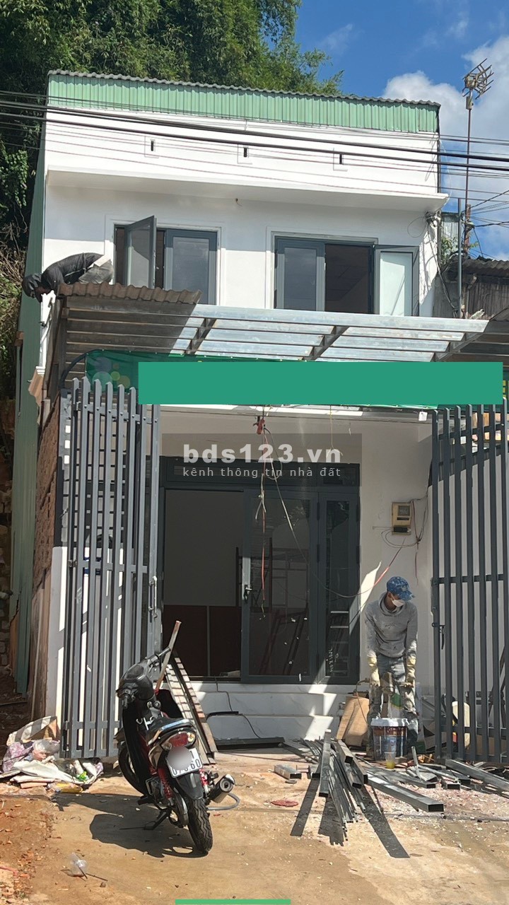 Cho thuê nhà mặt tiền Đà Lạt, đường ô tô rộng rãi Hà Huy Tập, nhà trống 3PN 15TR, LH 0888.113.882