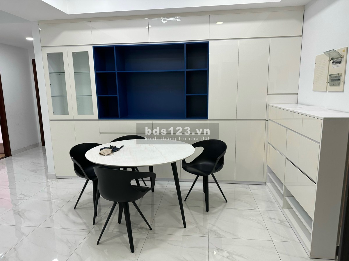 Cần bán nhanh căn hộ Nam Phúc PMH - 124m2 - Lầu cao view đông bắc, sổ hồng sẵn