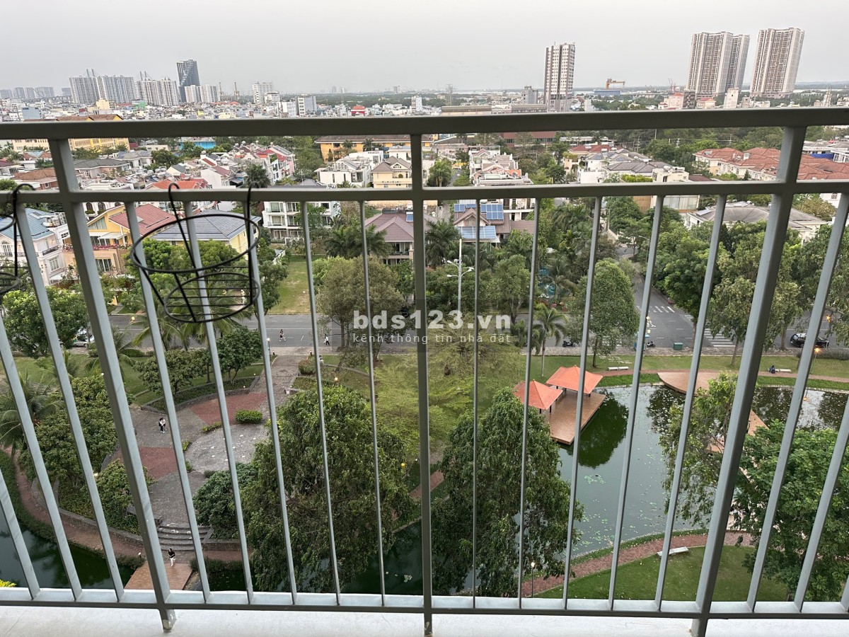 Cần bán nhanh căn hộ Nam Phúc PMH - 124m2 - Lầu cao view đông bắc, sổ hồng sẵn