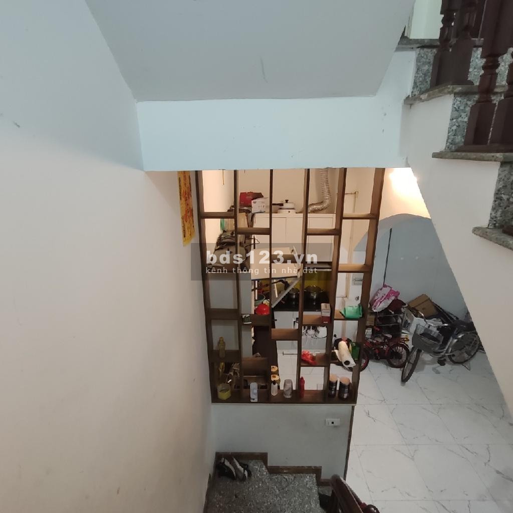 Bán gấp nhà dân xây Vũ Đức Thận gần ô tô 30m giá 4 tỷ 9