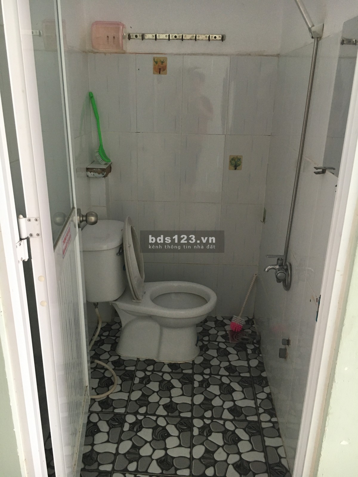 Phòng trọ đang sửa chữa tại Quận 3