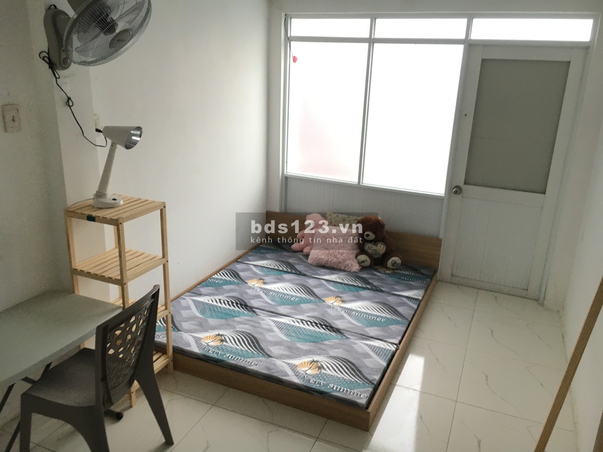 Phòng trọ đang sửa chữa tại Quận 3