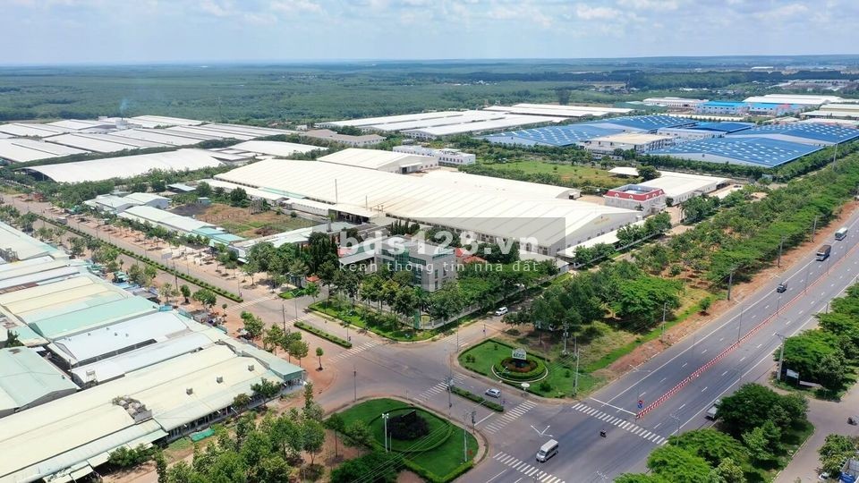 Chính chủ cần bán lô đất sát QL 14 ngay trung tâm thành phố Đồng Xoài.
