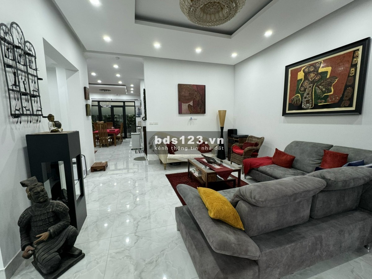 Chính chủ cần bán Biệt thự Ciputra, gần công viên lõi 65ha, diện tích 198m2, hướng Đông Bắc