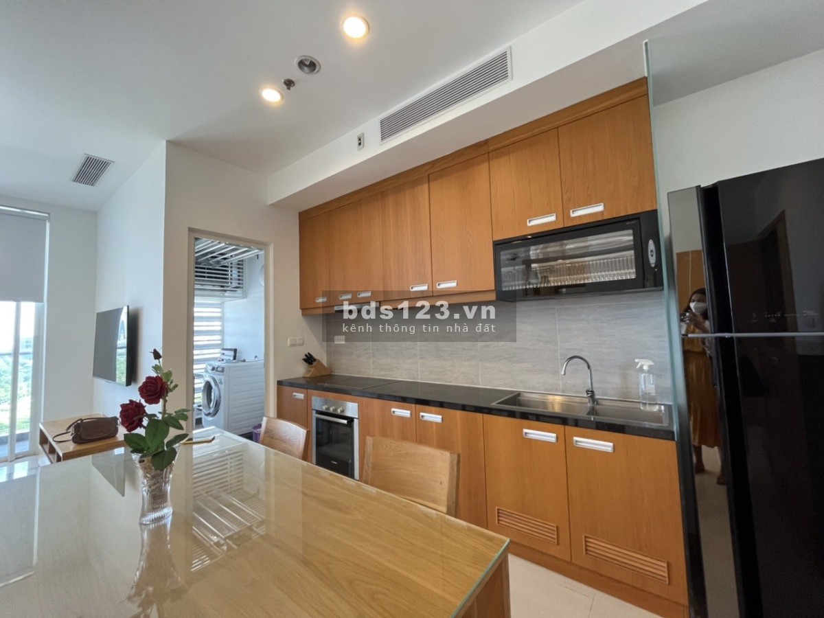 Cho thuê 3 phòng ngủ Sarimi Sala - Căn góc - Tầng cao - View Lanmark 81