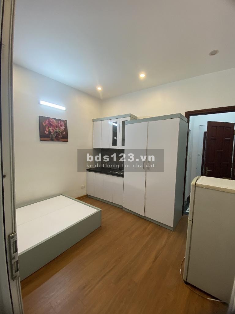 Bán nhà Bùi Xương Trạch mặt ngõ ô tô tránh gần trường cấp 1 Khương Đình, 5 tầng giá 6 tỷ.