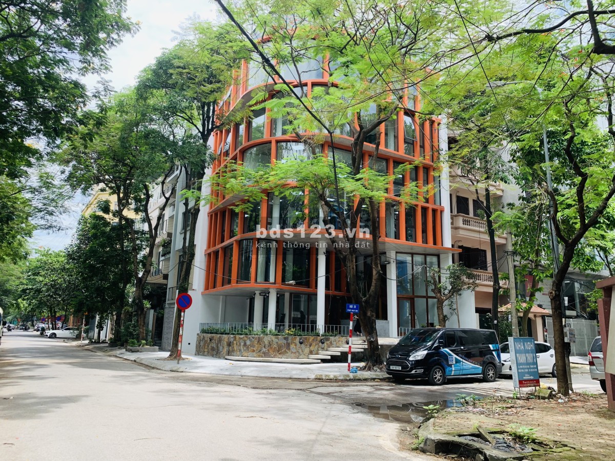Chính chủ cho thuê cafe tầng 1 và văn phòng tầng 4,5,6