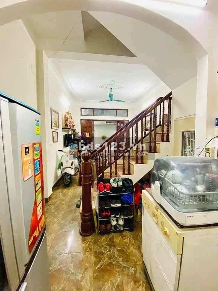 Bán Nhà Gần Đường Nguyễn Đức Cảnh, Hoàng Mai 36m, 4 tầng, mt 4m, giá 6 tỷ.