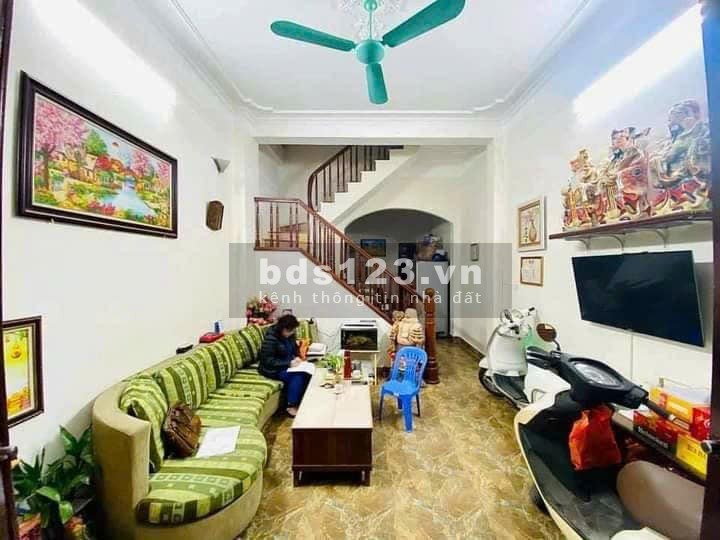 Bán Nhà Gần Đường Nguyễn Đức Cảnh, Hoàng Mai 36m, 4 tầng, mt 4m, giá 6 tỷ.