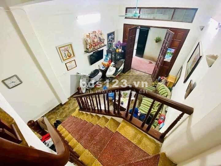 Bán Nhà Gần Đường Nguyễn Đức Cảnh, Hoàng Mai 36m, 4 tầng, mt 4m, giá 6 tỷ.