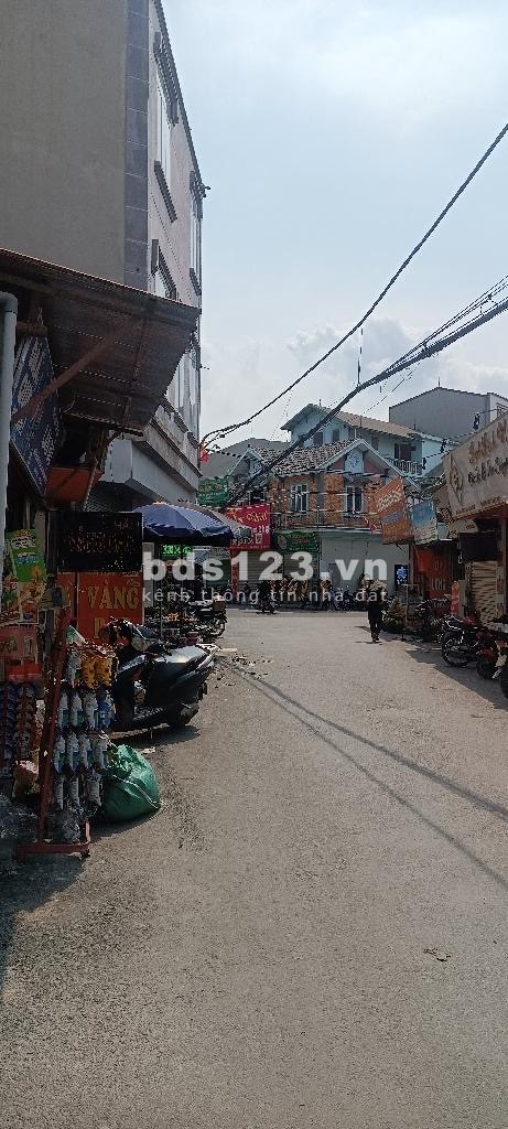 Kinh doanh đắc địa tại Tây Bầu Hoà Lệ với 2 mặt tiền.
