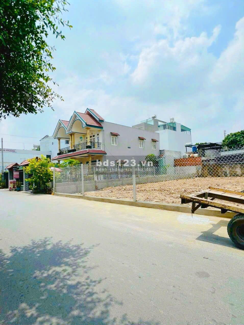 Chính chủ cần bán lô 150m2 đất QL13, trung tâm hành chính giá chỉ 490tr.
